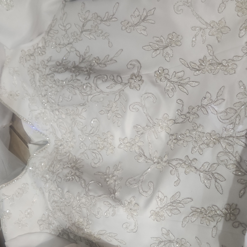 Wedding dress